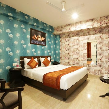 Airport Hotel Mayank Residency New Delhi Bagian luar foto