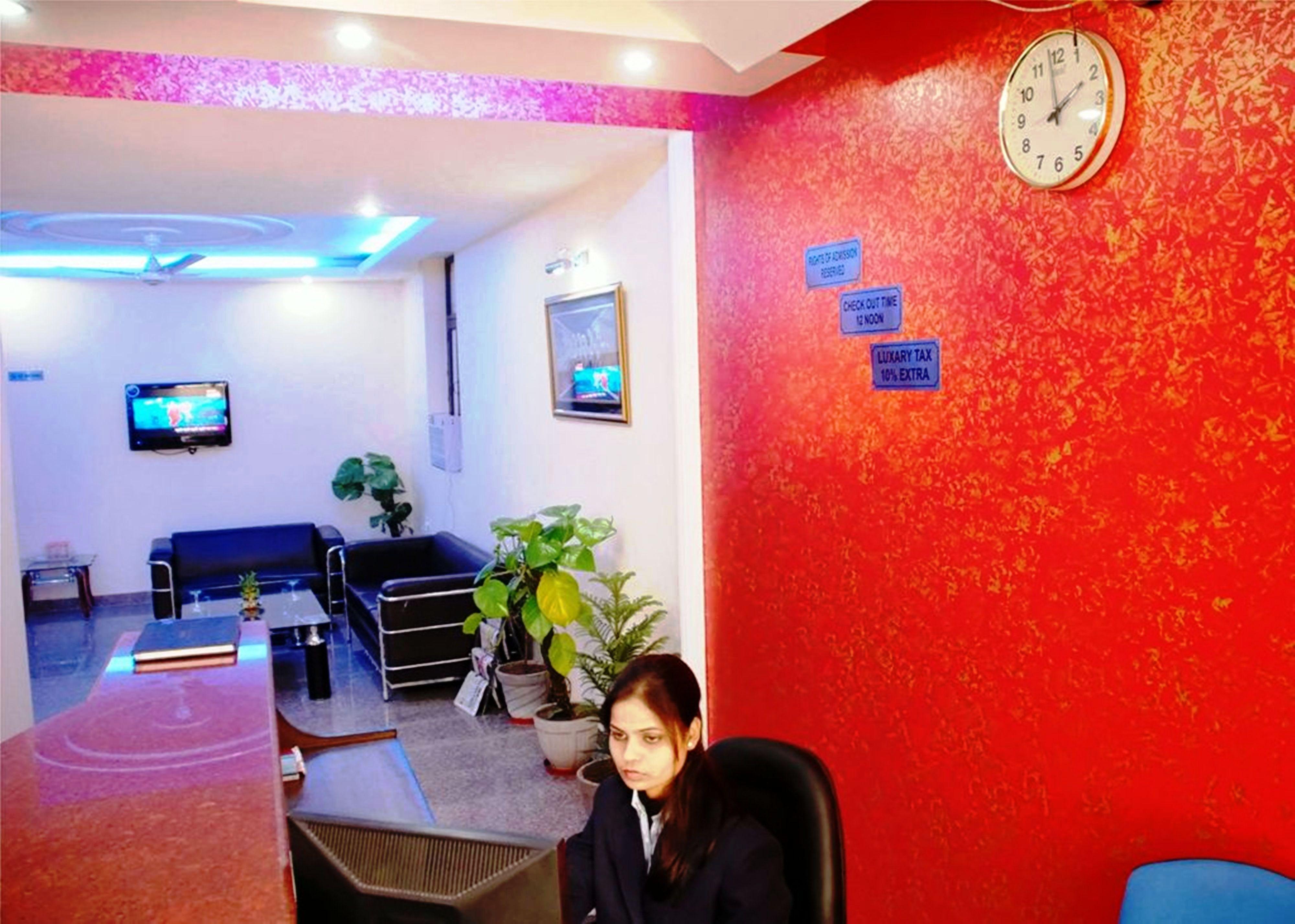 Airport Hotel Mayank Residency New Delhi Bagian luar foto