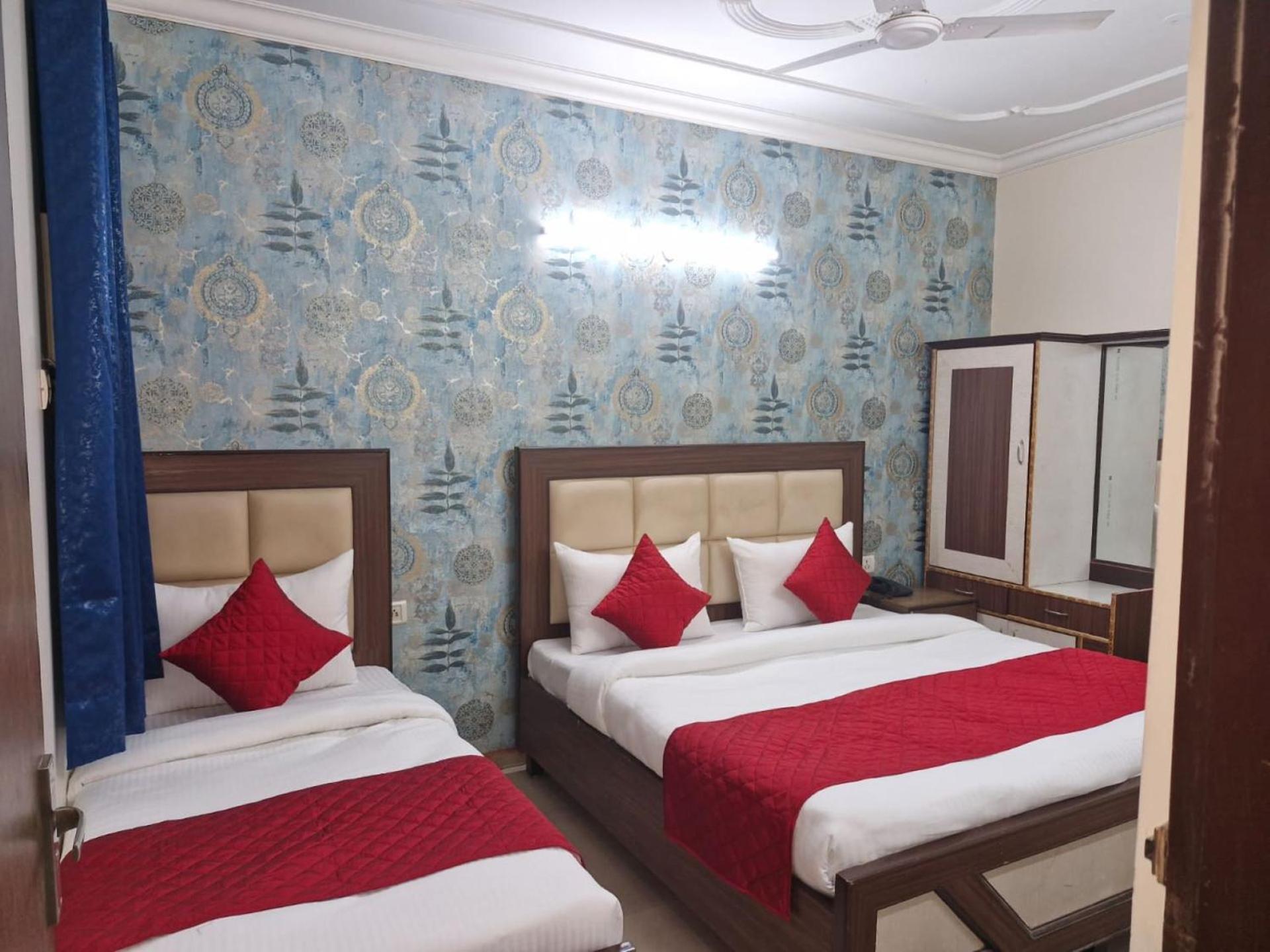 Airport Hotel Mayank Residency New Delhi Bagian luar foto