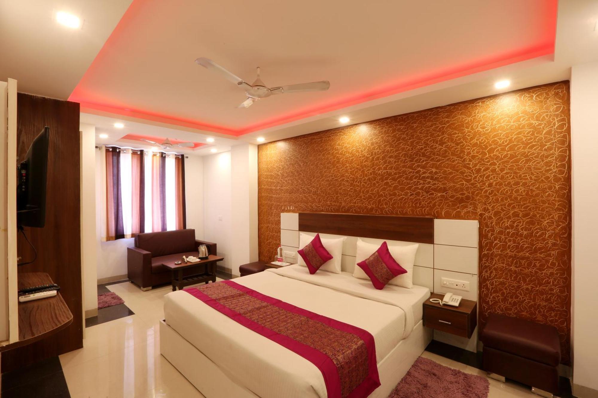 Airport Hotel Mayank Residency New Delhi Bagian luar foto