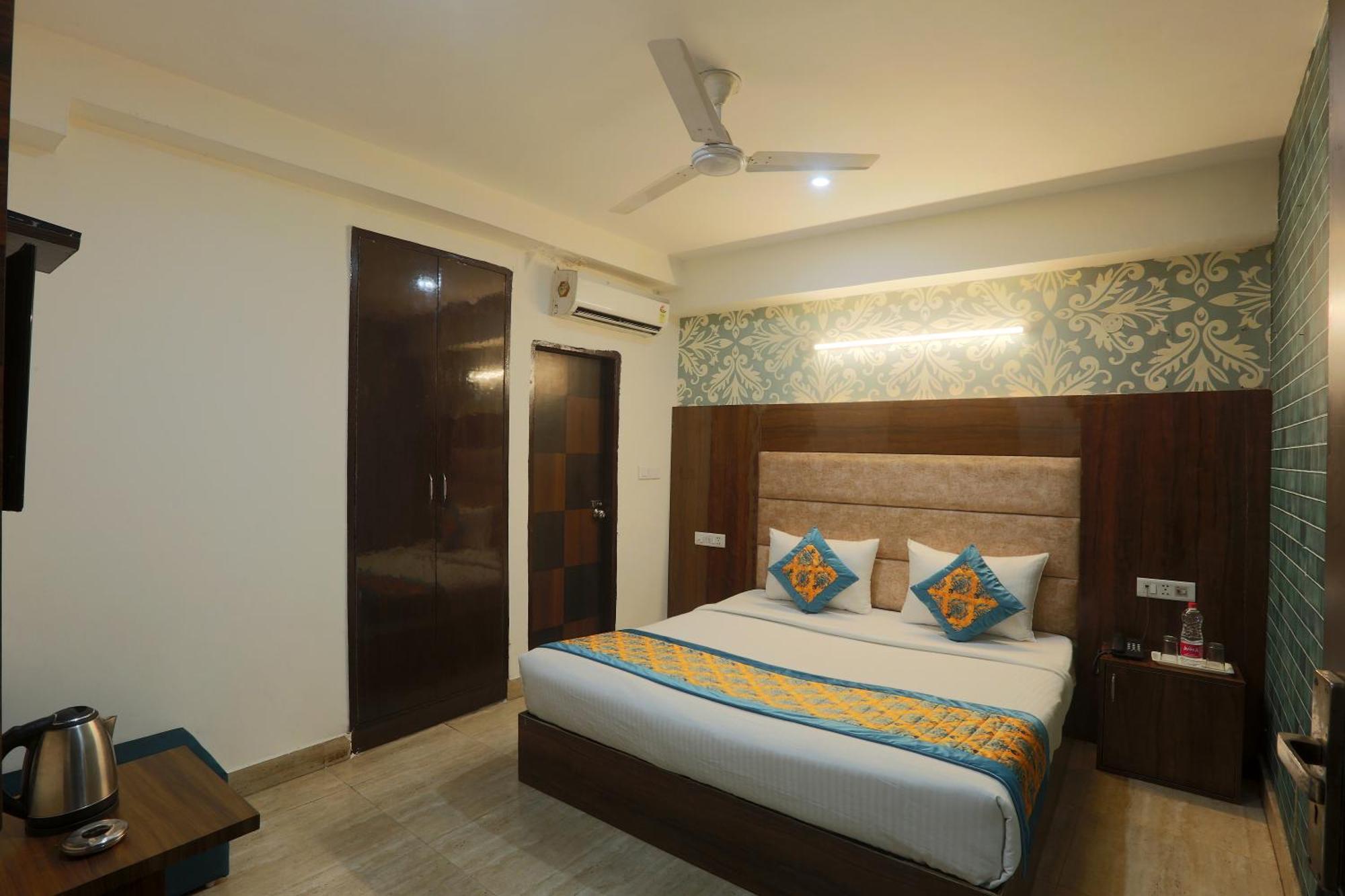 Airport Hotel Mayank Residency New Delhi Bagian luar foto
