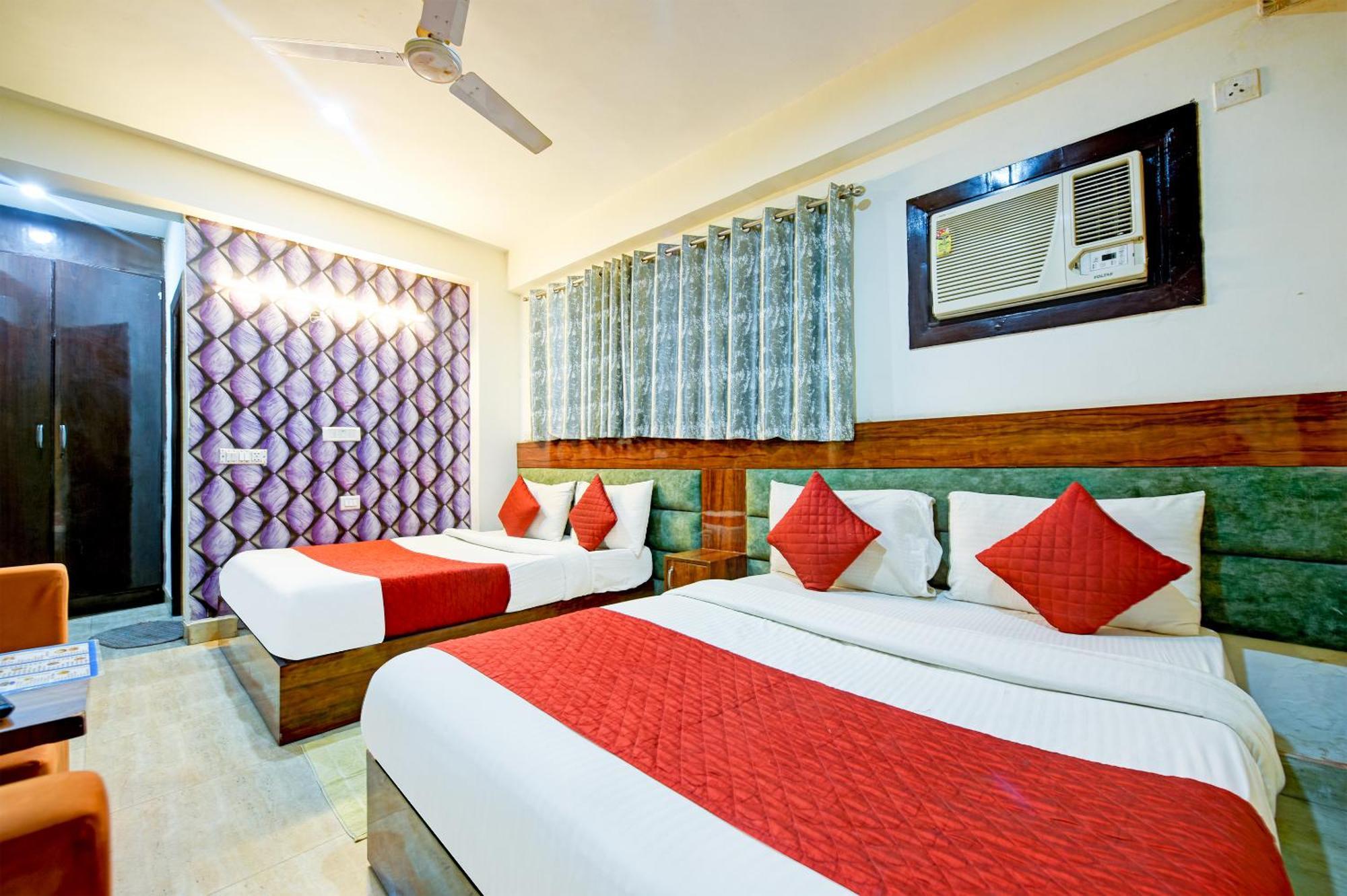 Airport Hotel Mayank Residency New Delhi Bagian luar foto