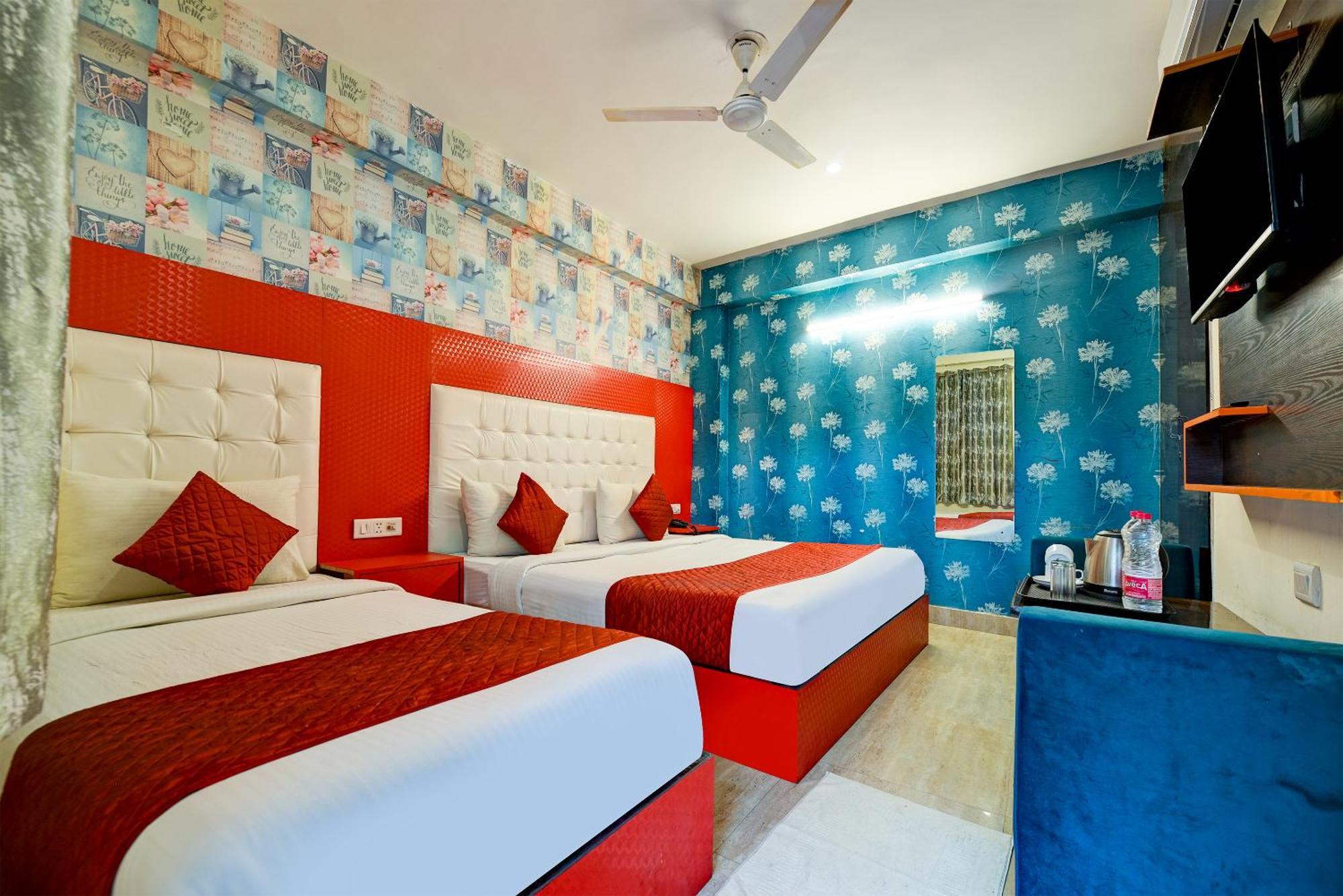 Airport Hotel Mayank Residency New Delhi Bagian luar foto