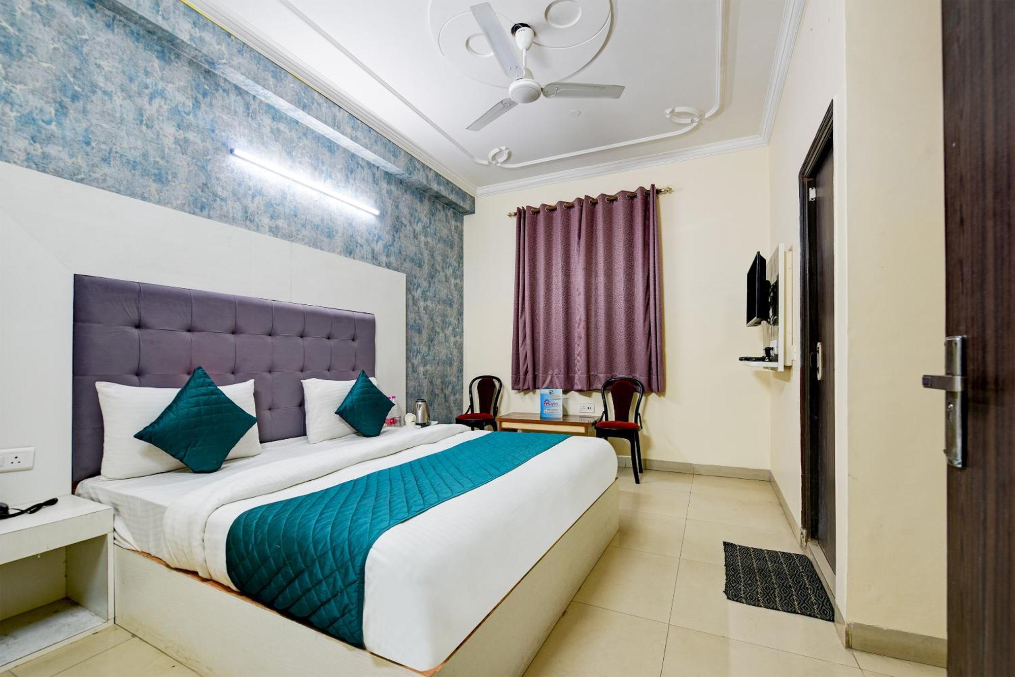 Airport Hotel Mayank Residency New Delhi Bagian luar foto